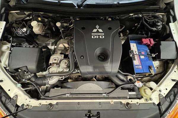 2016 Mitsubishi Triton GLX MQ 4X4