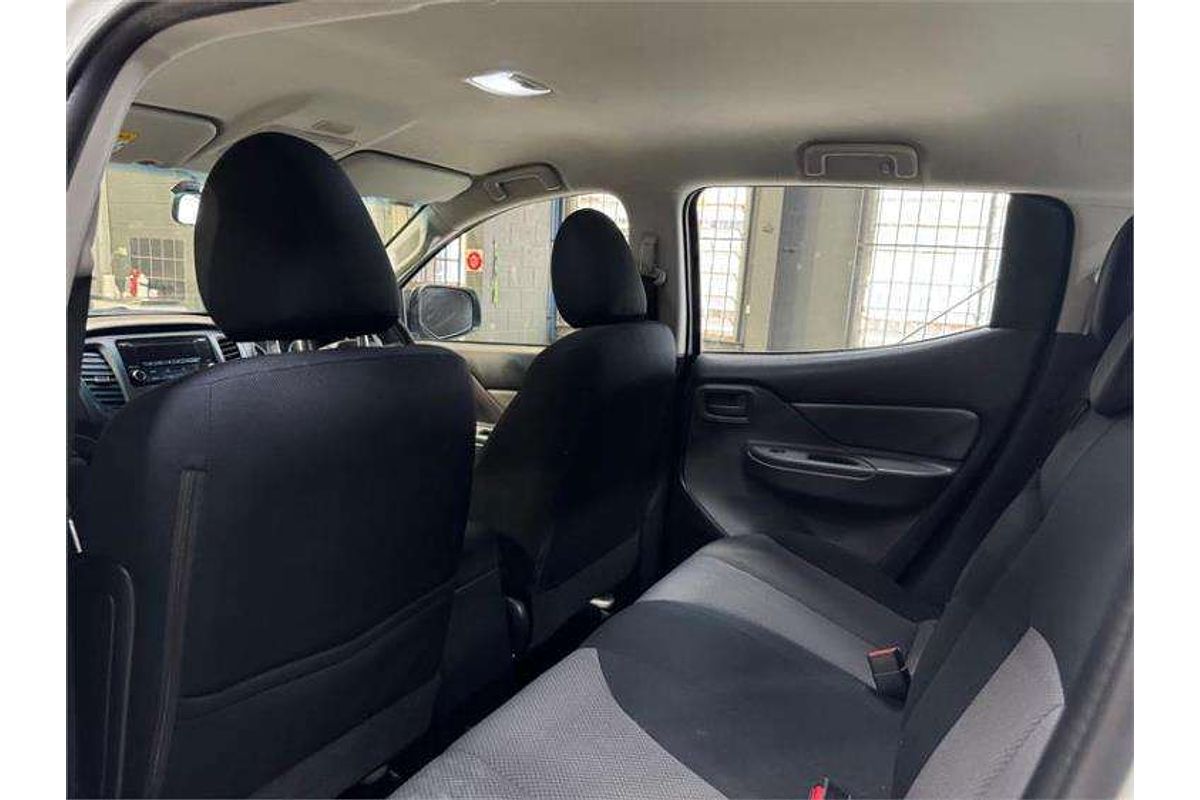 2016 Mitsubishi Triton GLX MQ 4X4