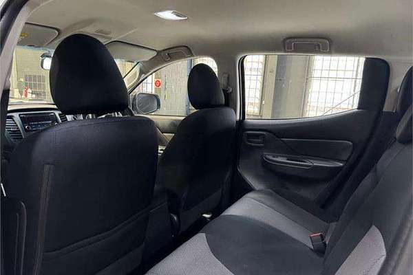 2016 Mitsubishi Triton GLX MQ 4X4