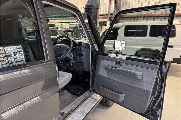 2017 Toyota Landcruiser GXL VDJ79R 4X4