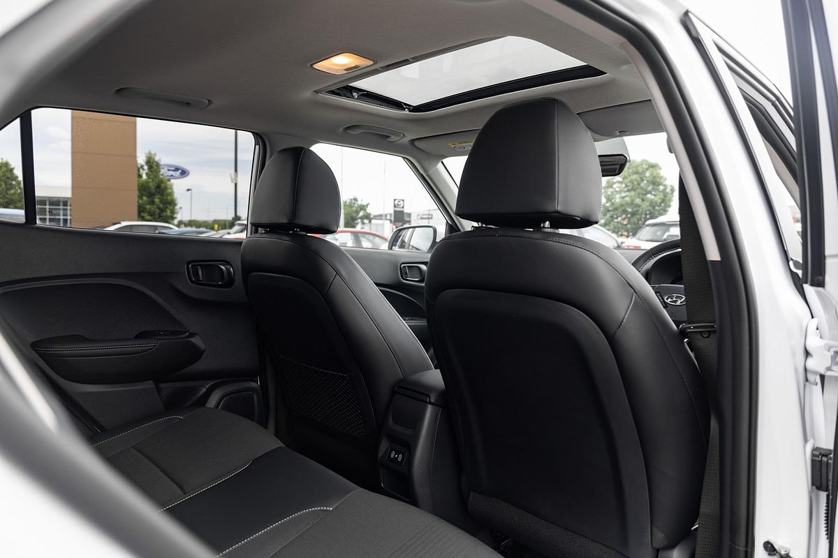 2024 Hyundai Venue Elite QX.V5