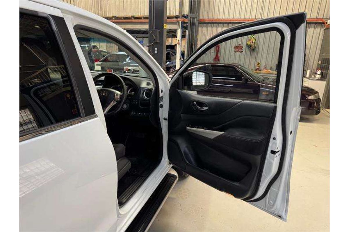 2015 Nissan Navara ST D23 4X4