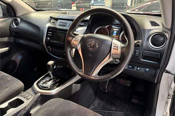 2015 Nissan Navara ST D23 4X4