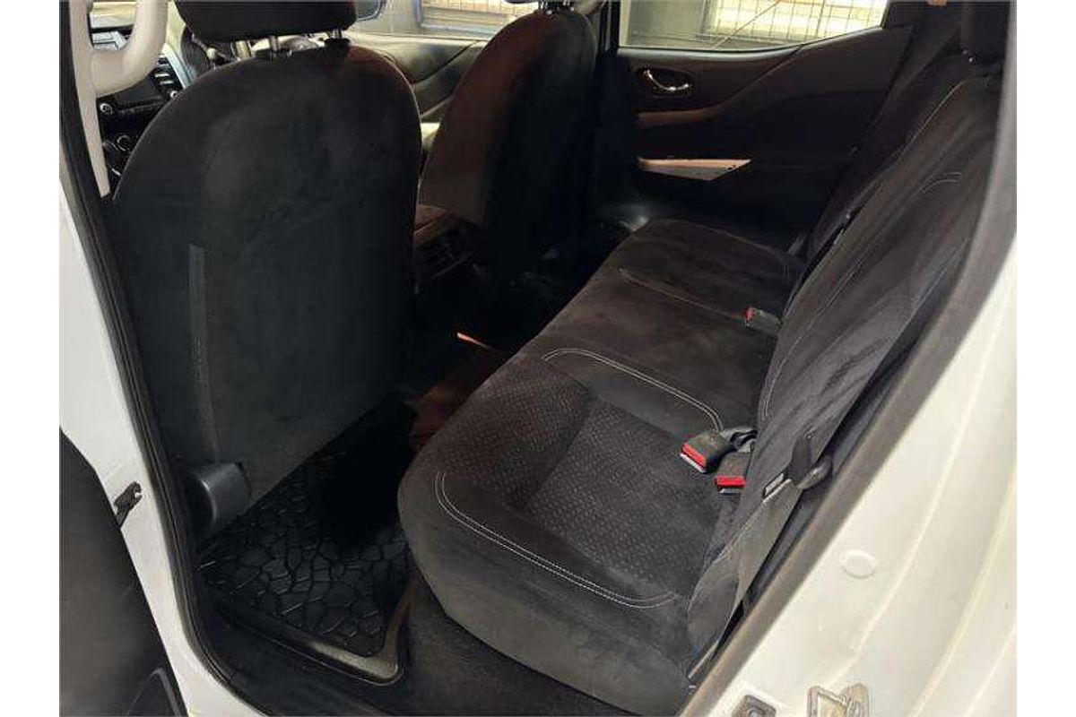 2015 Nissan Navara ST D23 4X4