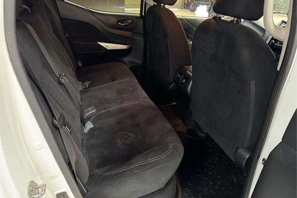 2015 Nissan Navara ST D23 4X4