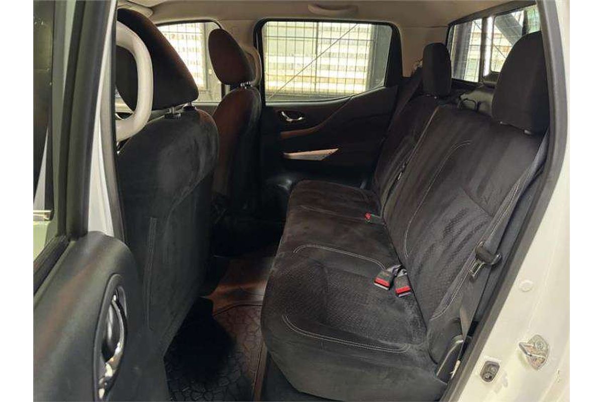 2015 Nissan Navara ST D23 4X4