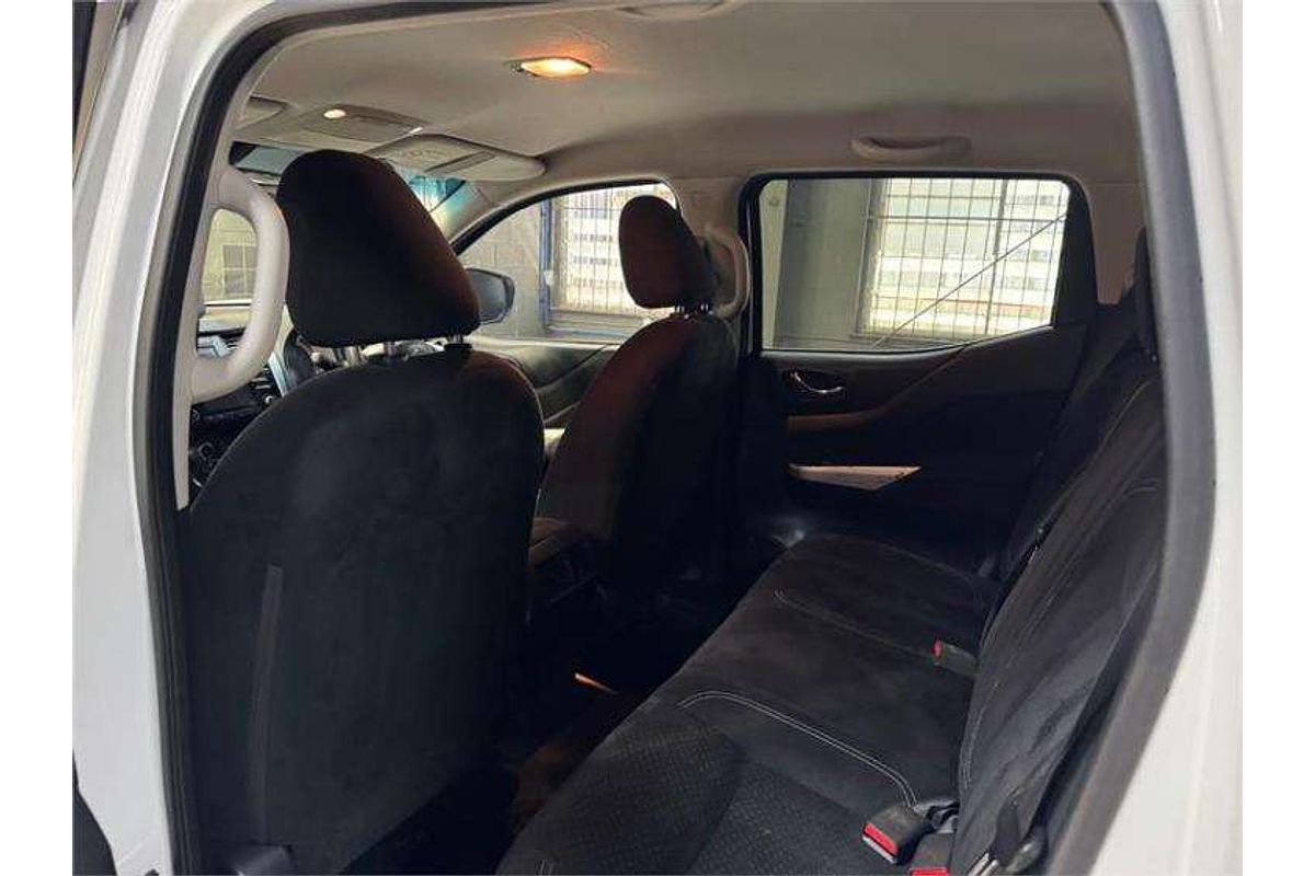 2015 Nissan Navara ST D23 4X4