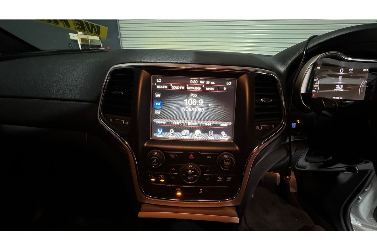 2015 Jeep Grand Cherokee Laredo (4x4) WK MY15