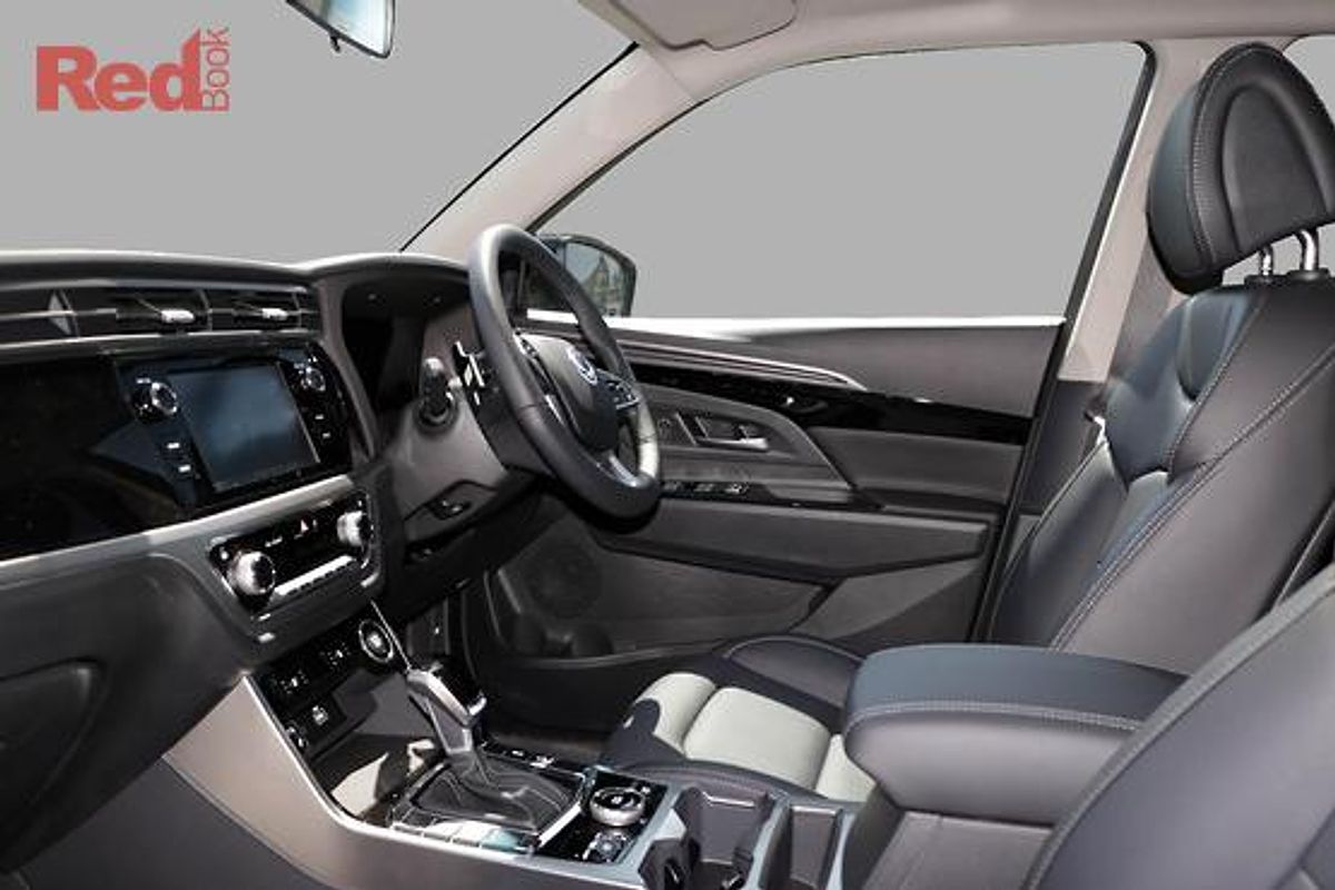 2024 SsangYong Korando Ultimate LTD C300