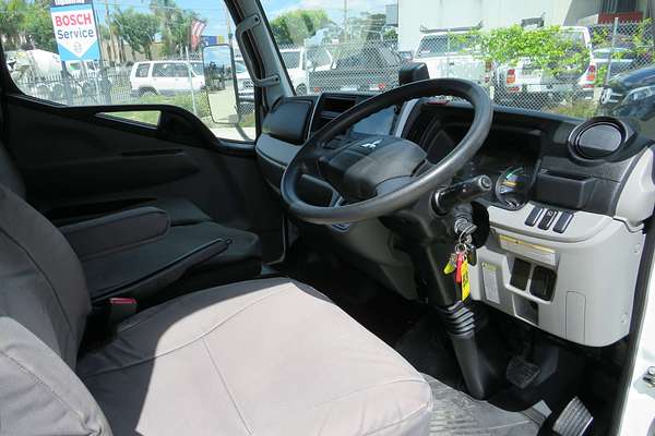2021 Fuso Canter 515  4x2