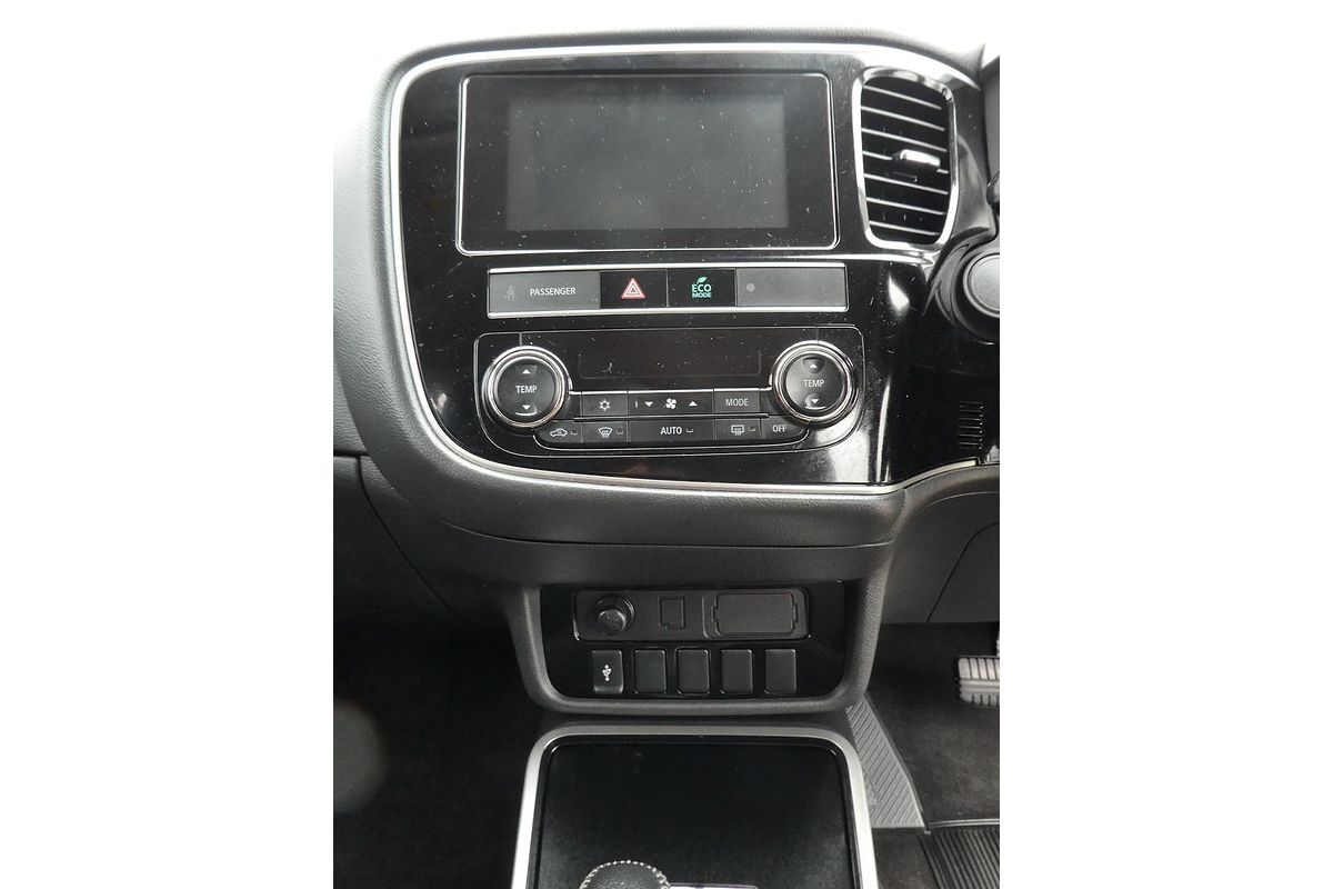 2018 Mitsubishi Outlander ES ZL