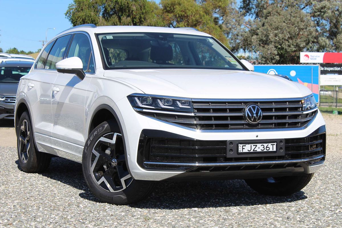 2024 Volkswagen Touareg 170TDI RC