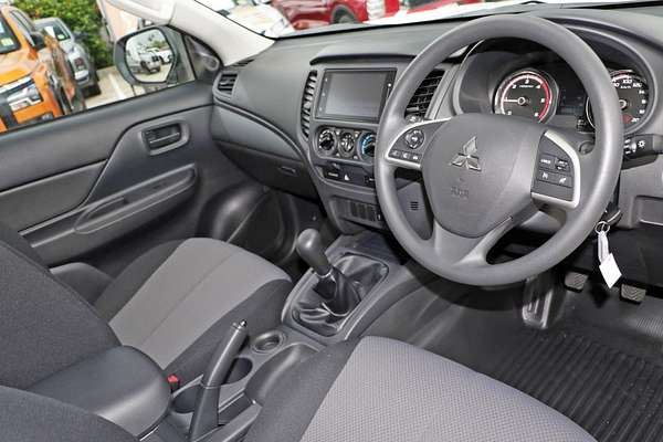 2024 Mitsubishi Triton GLX MR Rear Wheel Drive