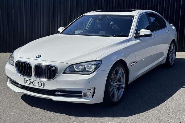 2012 BMW 7 Series 750i F01 LCI