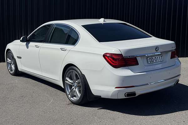 2012 BMW 7 Series 750i F01 LCI