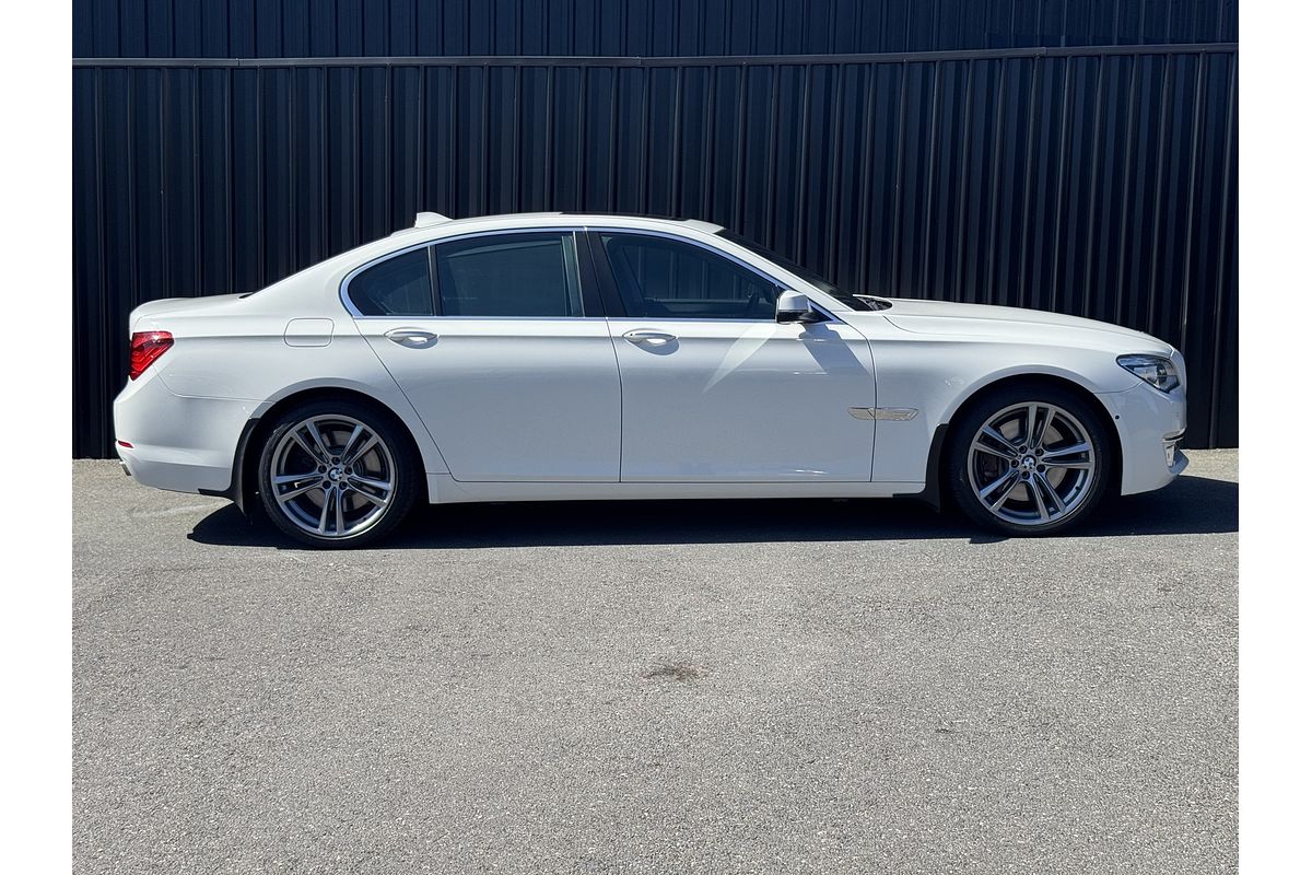 2012 BMW 7 Series 750i F01 LCI