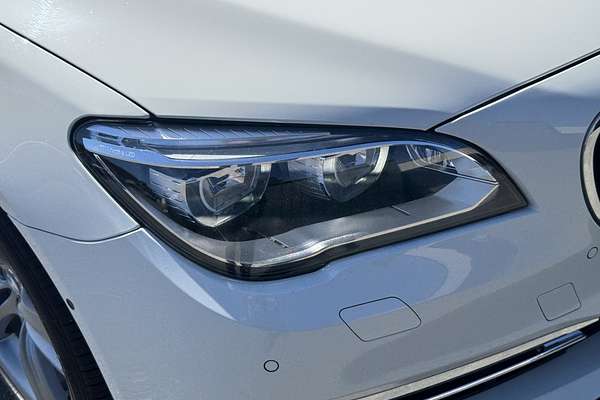 2012 BMW 7 Series 750i F01 LCI