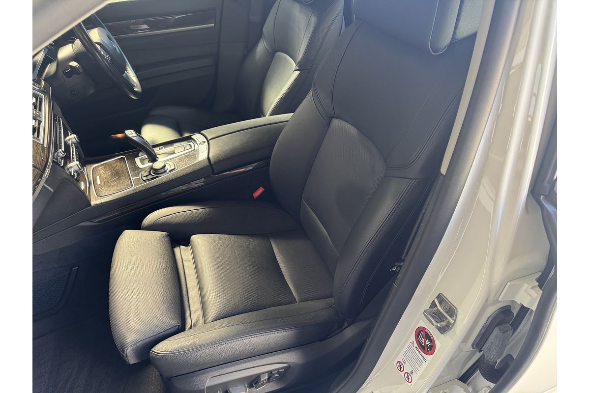 2012 BMW 7 Series 750i F01 LCI