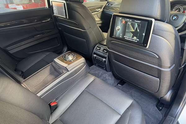 2012 BMW 7 Series 750i F01 LCI