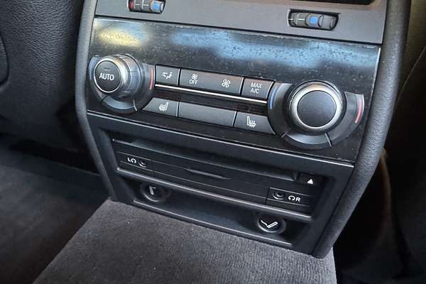 2012 BMW 7 Series 750i F01 LCI