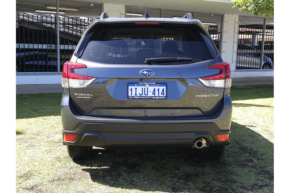 2024 Subaru Forester 2.5i Premium S5