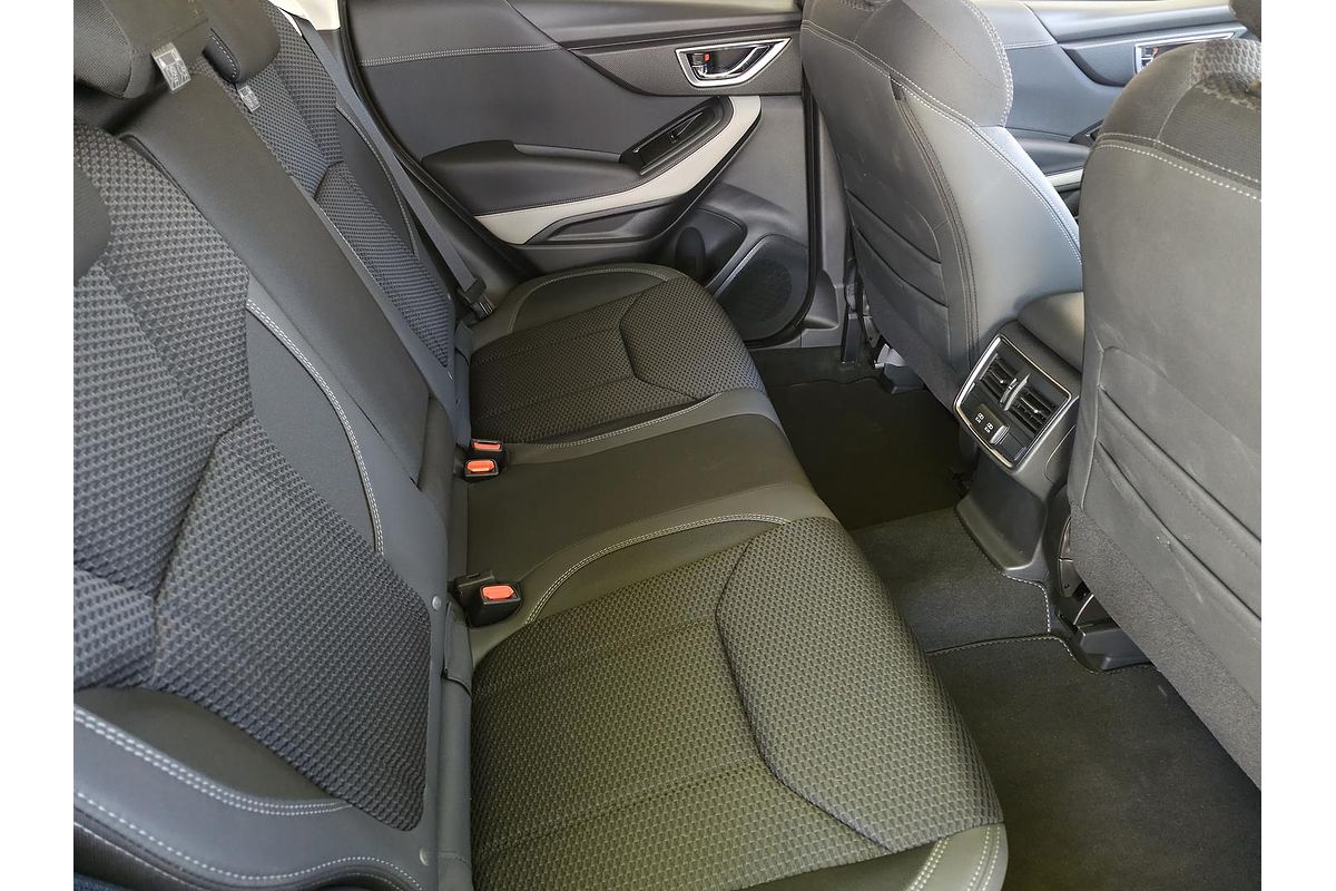 2024 Subaru Forester 2.5i Premium S5
