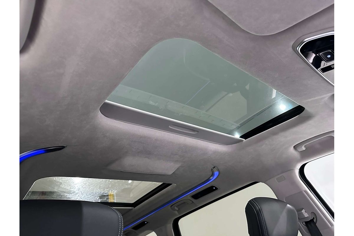 2022 LDV MIFA 9 Luxe