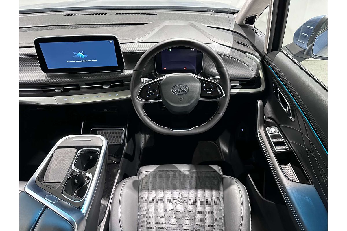 2022 LDV MIFA 9 Luxe