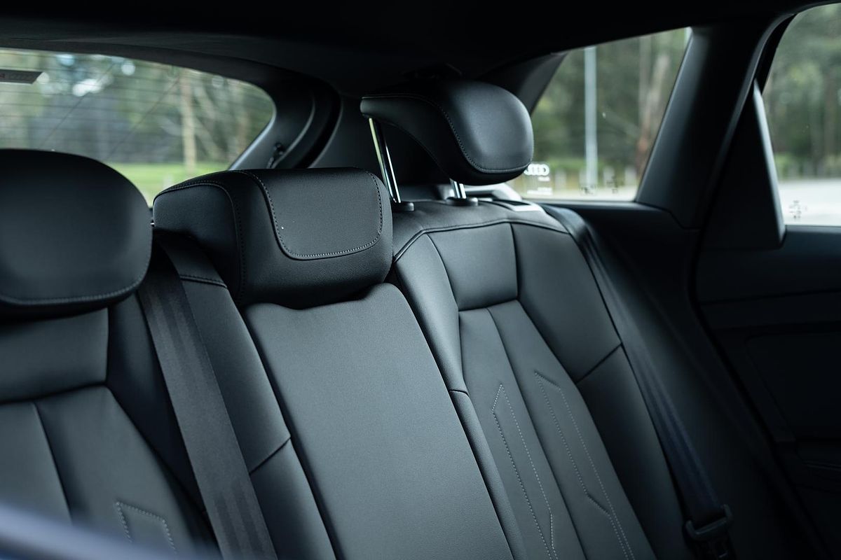 2024 Audi Q4 e-tron 55 F4
