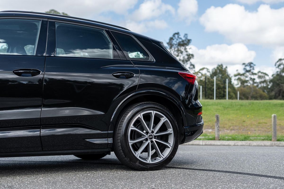 2024 Audi Q4 e-tron 55 F4