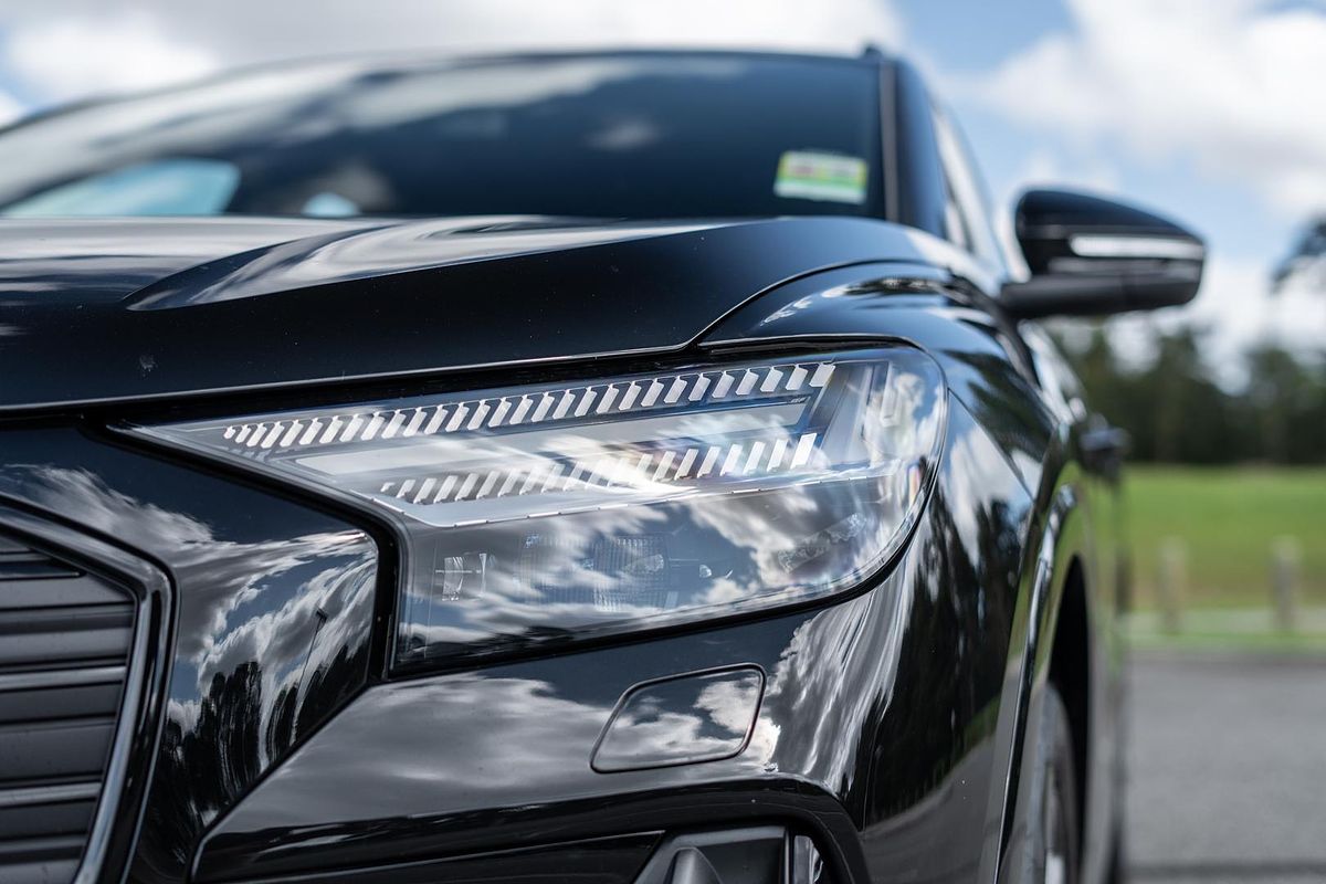 2024 Audi Q4 e-tron 55 F4