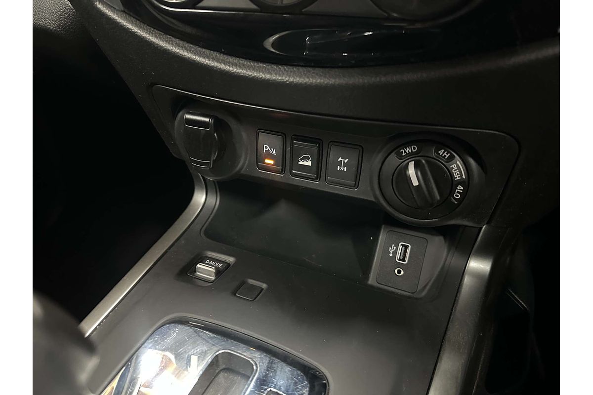 2021 Nissan Navara ST D23 4X4