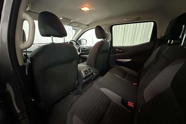 2021 Nissan Navara ST D23 4X4
