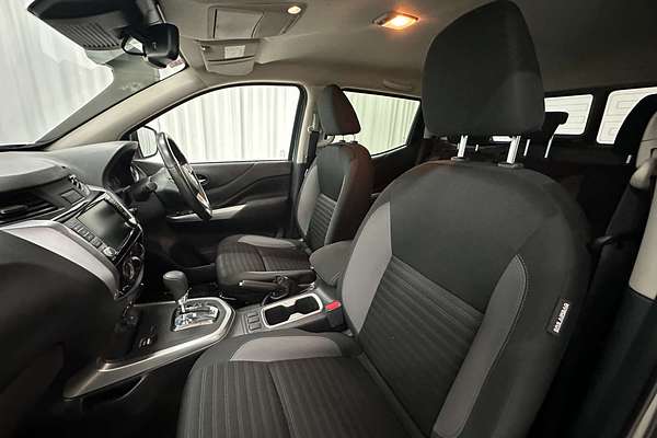 2021 Nissan Navara ST D23 4X4