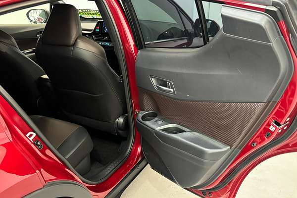 2017 Toyota C-HR ZYX10