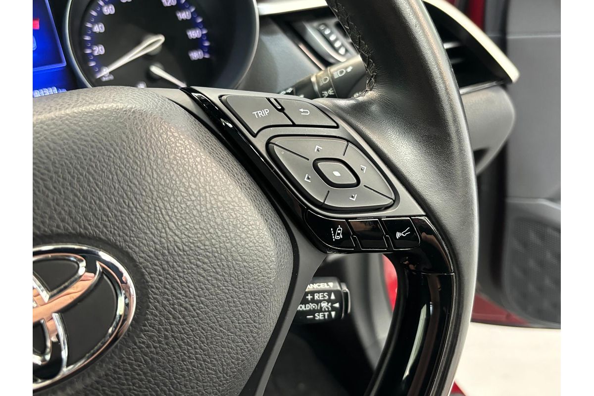 2017 Toyota C-HR ZYX10