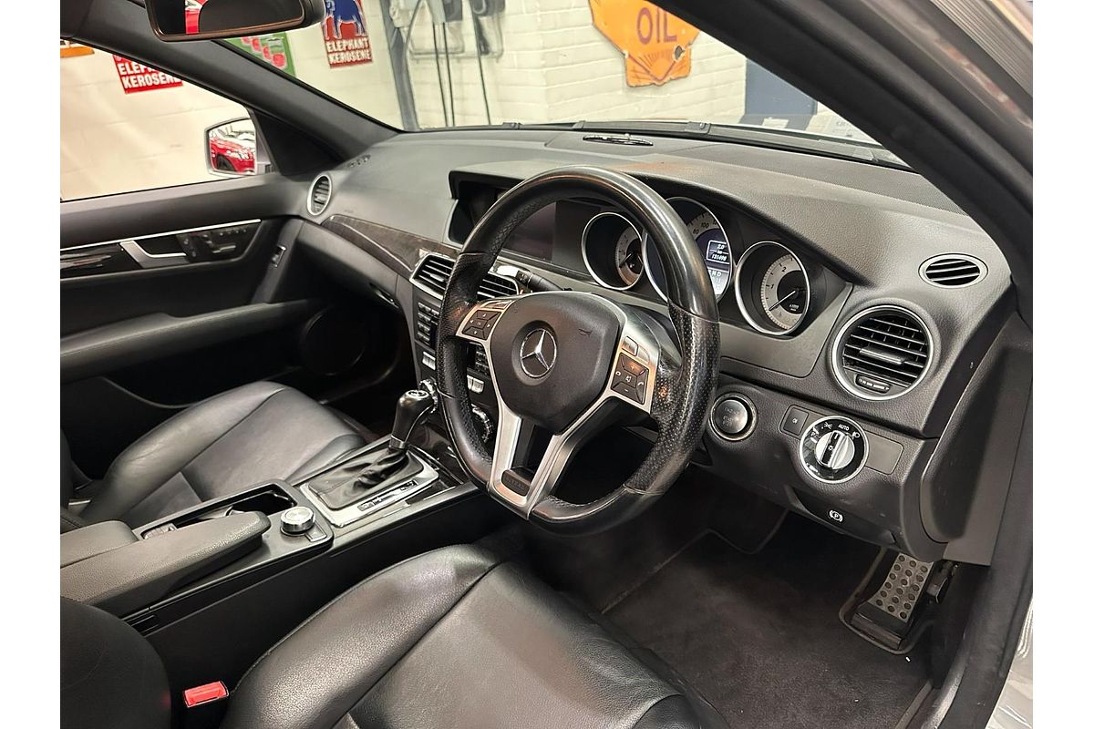 2012 Mercedes-Benz C-Class C250 CDI BlueEFFICIENCY Avantgarde W204