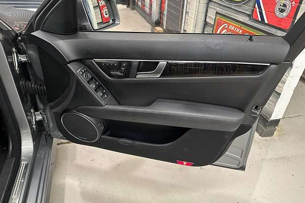 2012 Mercedes-Benz C-Class C250 CDI BlueEFFICIENCY Avantgarde W204