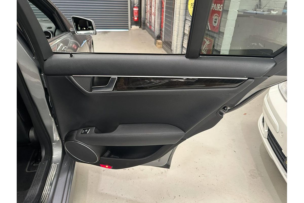 2012 Mercedes-Benz C-Class C250 CDI BlueEFFICIENCY Avantgarde W204