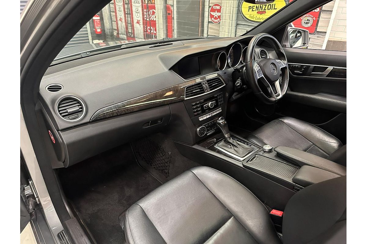 2012 Mercedes-Benz C-Class C250 CDI BlueEFFICIENCY Avantgarde W204