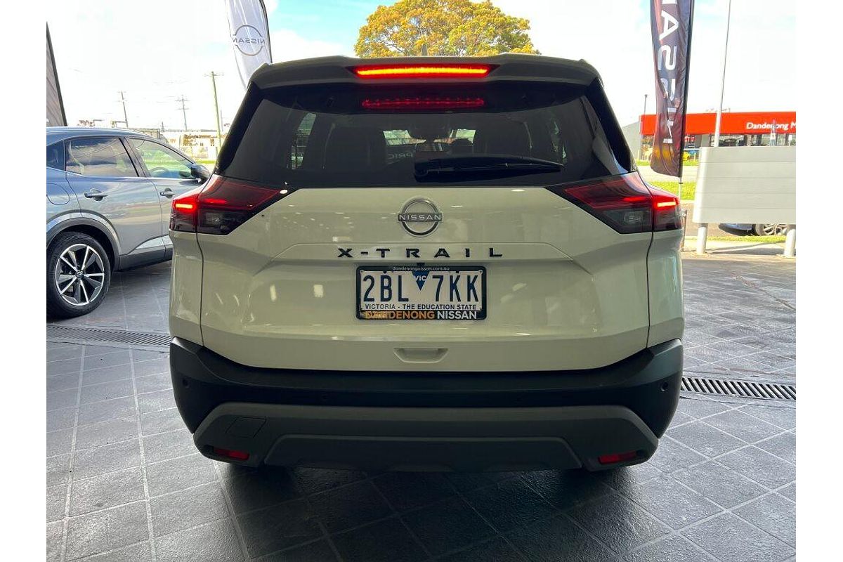 2024 Nissan X-TRAIL ST-L T33