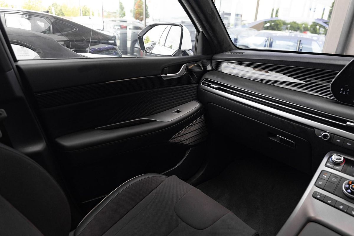 2024 Hyundai Palisade Calligraphy Black Ink LX2.V5