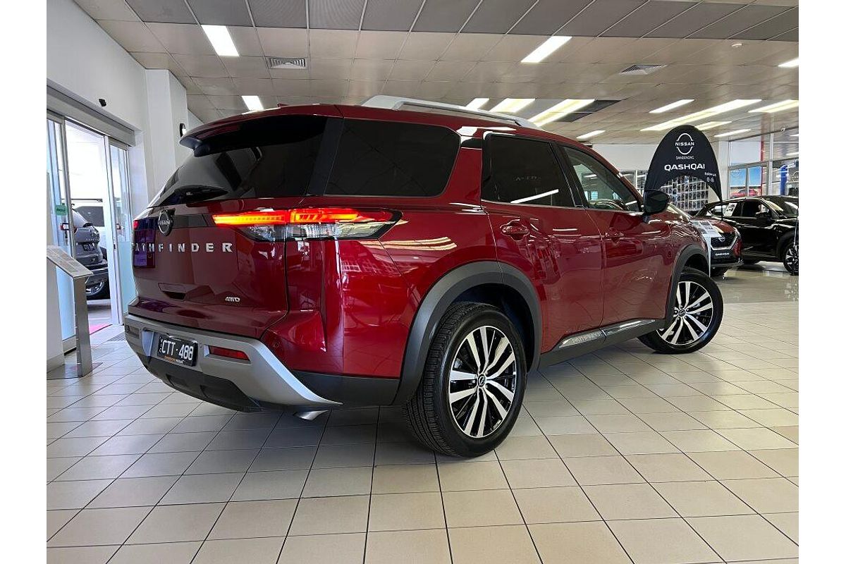 2023 Nissan Pathfinder Ti-L R53