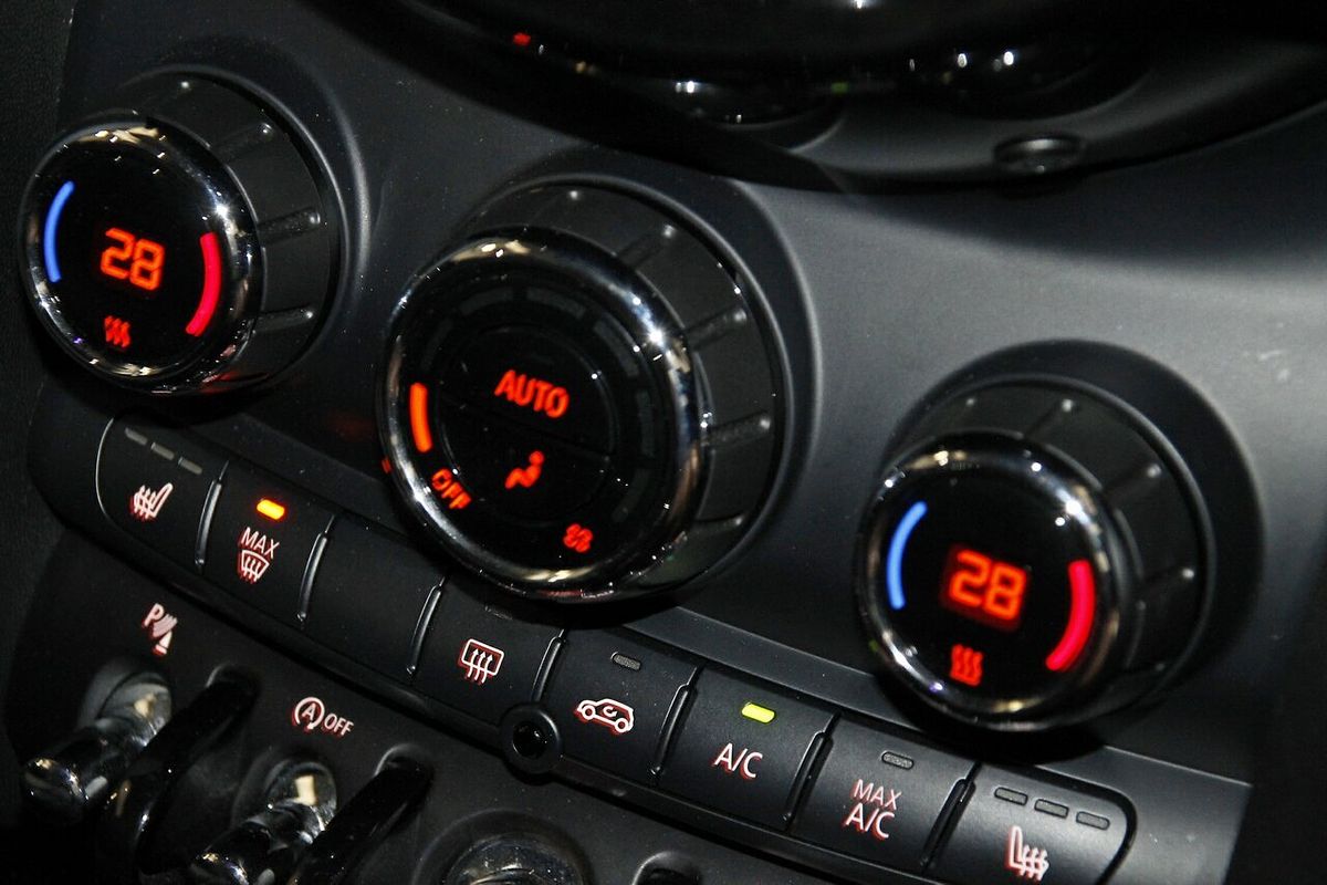 2021 MINI Hatch Cooper Classic F56 LCI