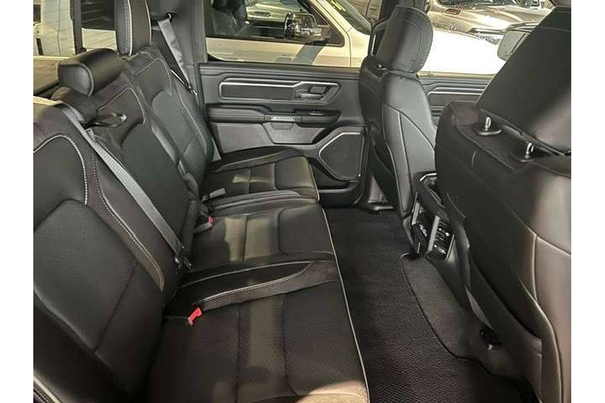 2024 RAM 1500 Laramie Sport RamBox DT 4X4 SWB