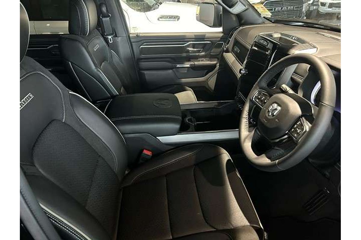 2024 RAM 1500 Laramie Sport RamBox DT 4X4 SWB