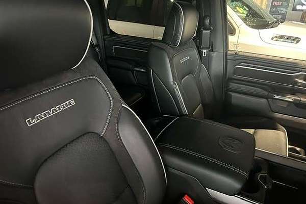 2024 RAM 1500 Laramie Sport RamBox DT 4X4 SWB