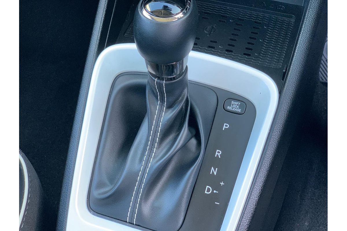 2024 Hyundai Venue Active QX.V5