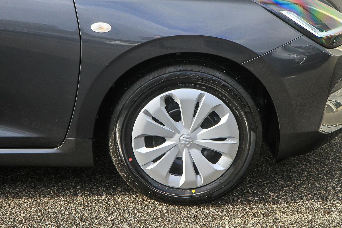 2024 Suzuki Swift Hybrid UZ