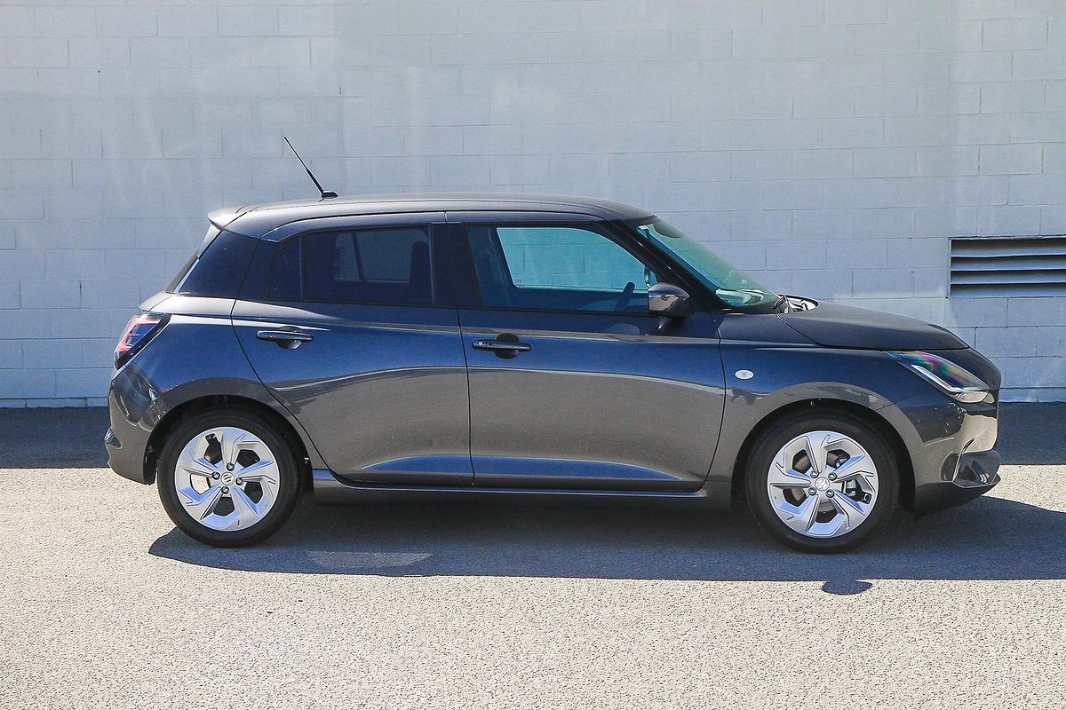 2024 Suzuki Swift Hybrid Plus UZ